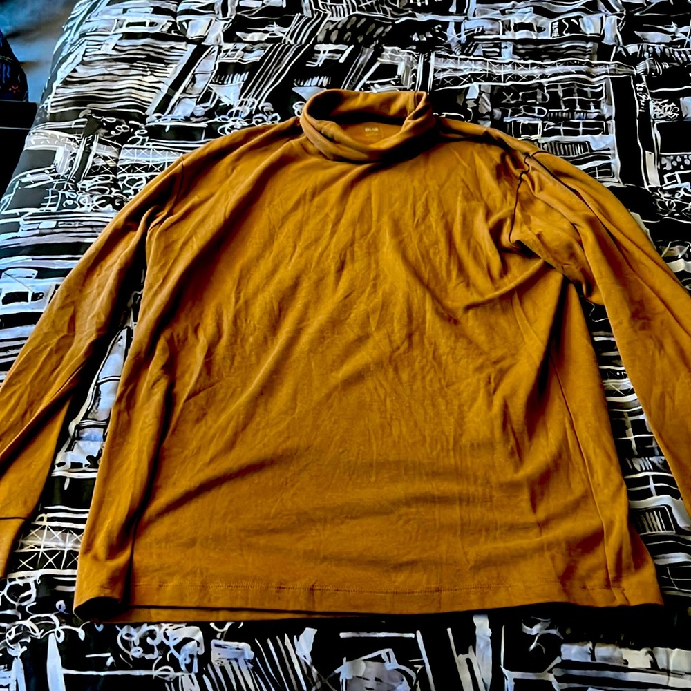 Uniqlo Turtleneck T-shirt LS, Size XL